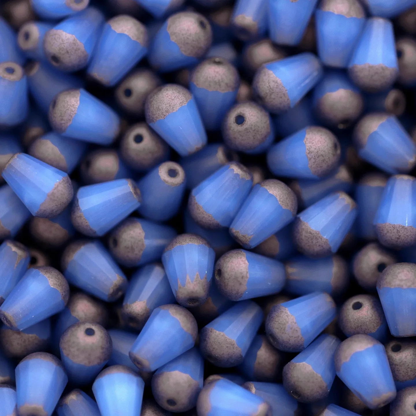 40pcs 8*6mm (Multiple colors) Handmade glass beads DIY necklace, bracelet, earrings, hair accessories, keychains.
40pcs 8*6mm (Multiple colors) Handmade glass beads DIY necklace, bracelet, earrings, hair accessories, keychains.