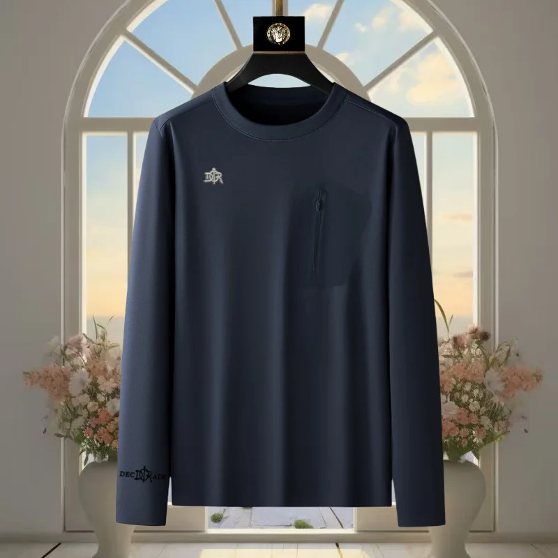 High end fashion springautumn comfortable casual long sleeved men's original letter embossed exquisite zipper decoration T-shirt
High end fashion springautumn comfortable casual long sleeved men's original letter embossed exquisite zipper decoration T-shirt