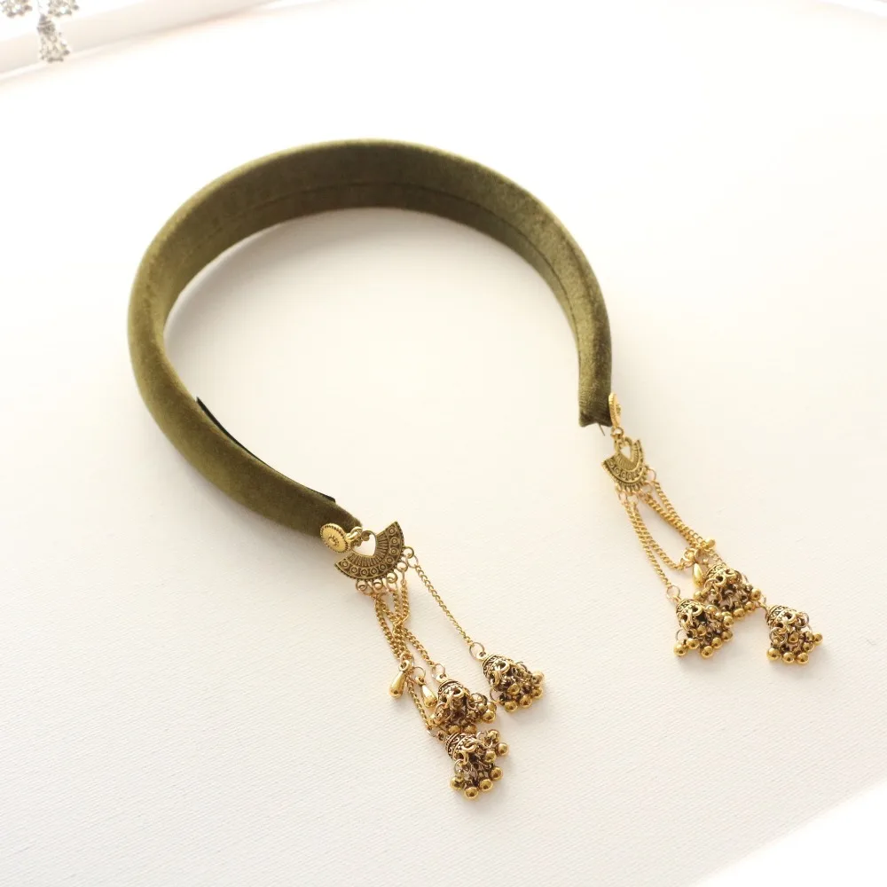 Trendy Alloy Bell Tassel Hairband Flocking Shiny Vintage Hair Hoop Fake Earrings Luxury Ethnic Style Headband Women 
Trendy Alloy Bell Tassel Hairband Flocking Shiny Vintage Hair Hoop Fake Earrings Luxury Ethnic Style Headband Women