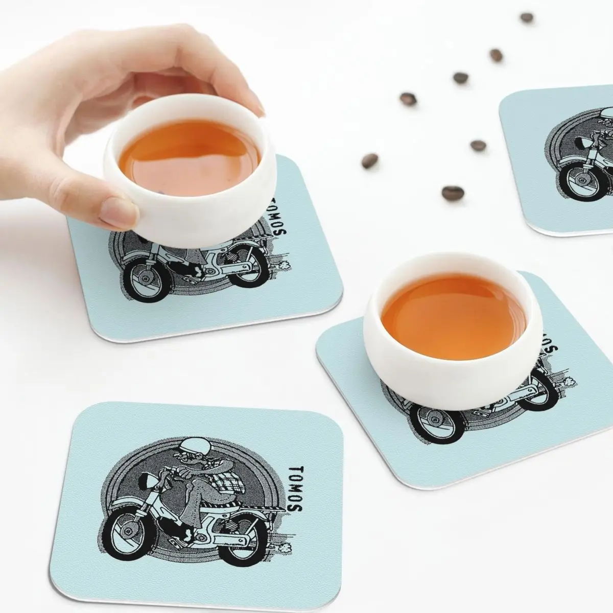 Tomos подставки для мопедов, кухонные салфетки, водонепроницаемые изоляционные коврики для чашек, кофейные коврики для декора, домашняя посуда, подушечки, набор из 4 шт.
Tomos подставки для мопедов, кухонные салфетки, водонепроницаемые изоляционные коврики для чашек, кофейные коврики для декора, домашняя посуда, подушечки, набор из 4 шт.