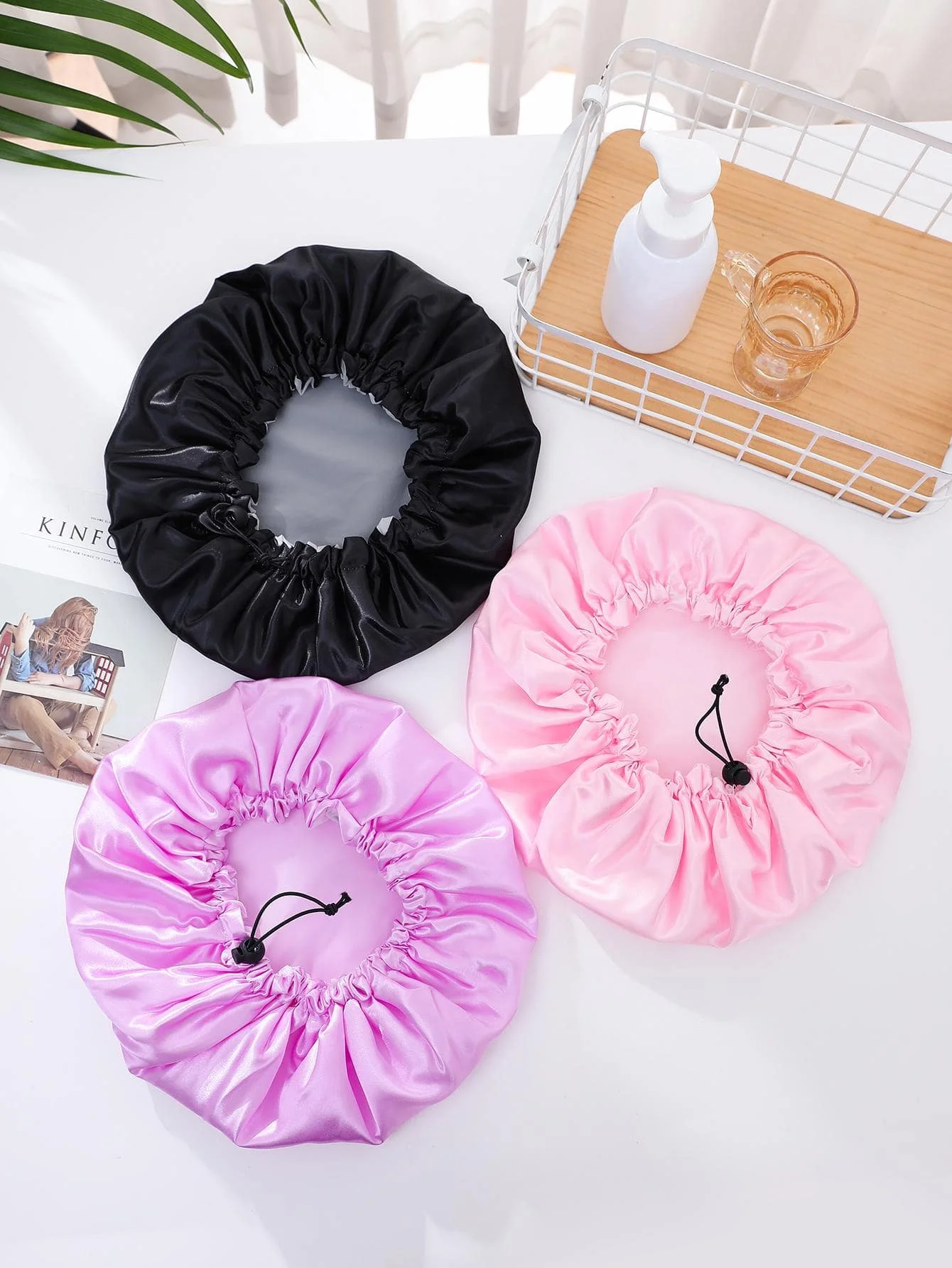 2-Layer Waterproof Drawstring Adjustable Shower Cap, Solid Black/Pink Color, For Makeup/Bath Home Bathroom Decor Fall Decor Back To School
2-Layer Waterproof Drawstring Adjustable Shower Cap, Solid Black/Pink Color, For Makeup/Bath Home Bathroom Decor Fall Decor Back To School