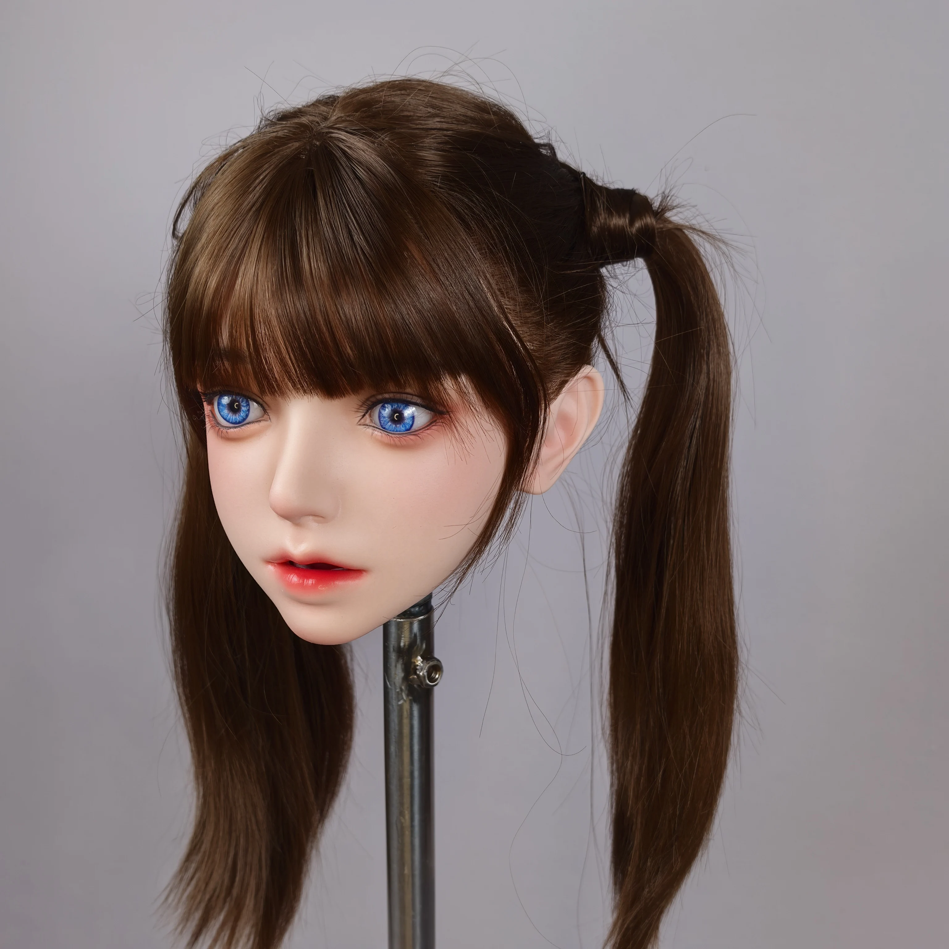 Double ponytail hairstyle,made of silicone material,with realistic skin texture,suitable for multiple purchases,new model head
Double ponytail hairstyle,made of silicone material,with realistic skin texture,suitable for multiple purchases,new model head