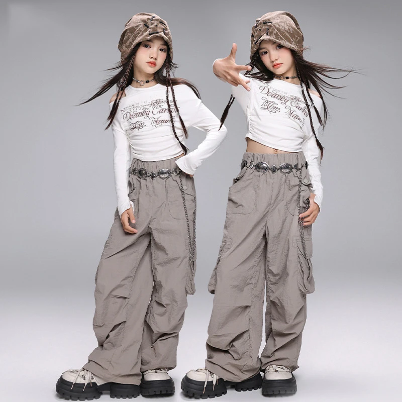 2025 New Jazz Dance Costumes For Girls Group White Crop Tops Cargo Pants Outfits Streetwear Hip Hop Performance Clothes DQS18568
2025 New Jazz Dance Costumes For Girls Group White Crop Tops Cargo Pants Outfits Streetwear Hip Hop Performance Clothes DQS18568
