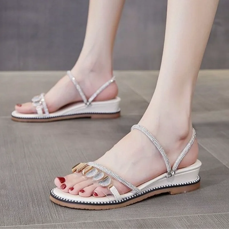 Rhinestones Open Toe With Medium Heels Sandals for Women The Best On Sale Anti Slip Hot Comfortable and Elegant Chic Woman Shoes
Rhinestones Open Toe With Medium Heels Sandals for Women The Best On Sale Anti Slip Hot Comfortable and Elegant Chic Woman Shoes