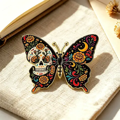 Halloween Butterfly Skull Pins Women Men Animal Enamel Metal Brooch Pin On Clothes Bags Badge Fashion Accessories Gifts