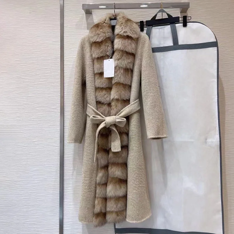 Lady Luxury Real Wool Trench Coats Winter New Design Women Detachable Fox Fur Collar Long Coats Overcoat ZY5112
Lady Luxury Real Wool Trench Coats Winter New Design Women Detachable Fox Fur Collar Long Coats Overcoat ZY5112
