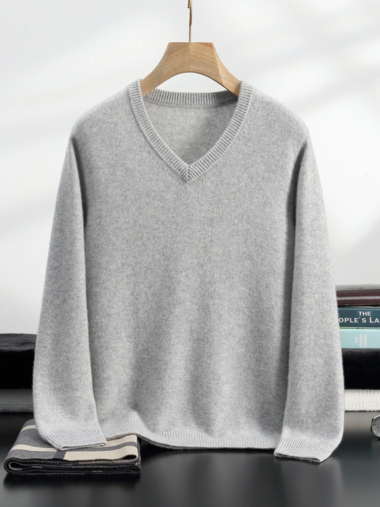 Новый роскошный мужской свитер из 100% кашемира с v-образным вырезом и длинными рукавами, толстый пуловер на осень-зиму, мягкие теплые элегантные повседневные кашемировые вязаные топы
Новый роскошный мужской свитер из 100% кашемира с v-образным вырезом и длинными рукавами, толстый пуловер на осень-зиму, мягкие теплые элегантные повседневные кашемировые вязаные топы
