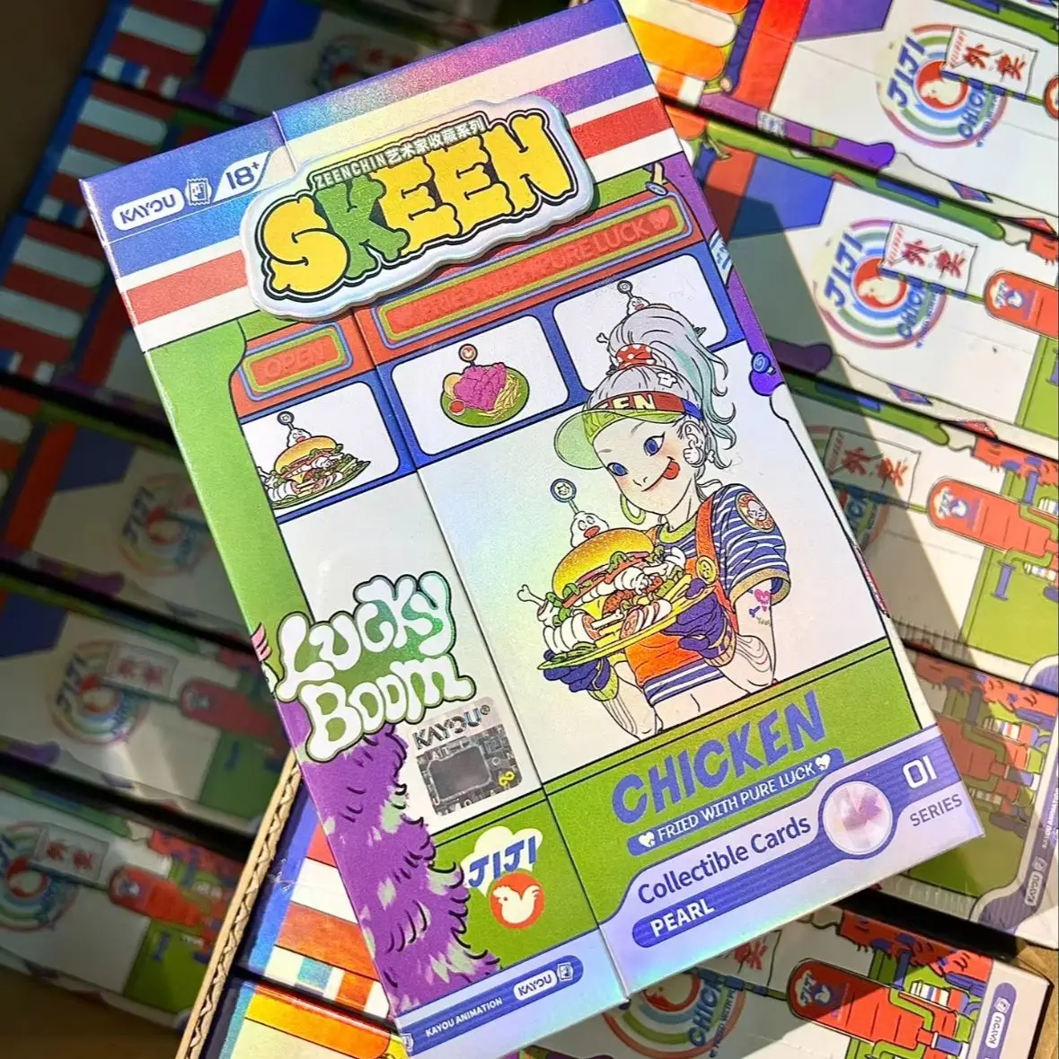 Genuine KAYOU SKEEN-ZEENCHIN Limited Edition Lucky Boom Holo Cards Modern Urban Art Collectible Set Cards Toys Gifts
Genuine KAYOU SKEEN-ZEENCHIN Limited Edition Lucky Boom Holo Cards Modern Urban Art Collectible Set Cards Toys Gifts