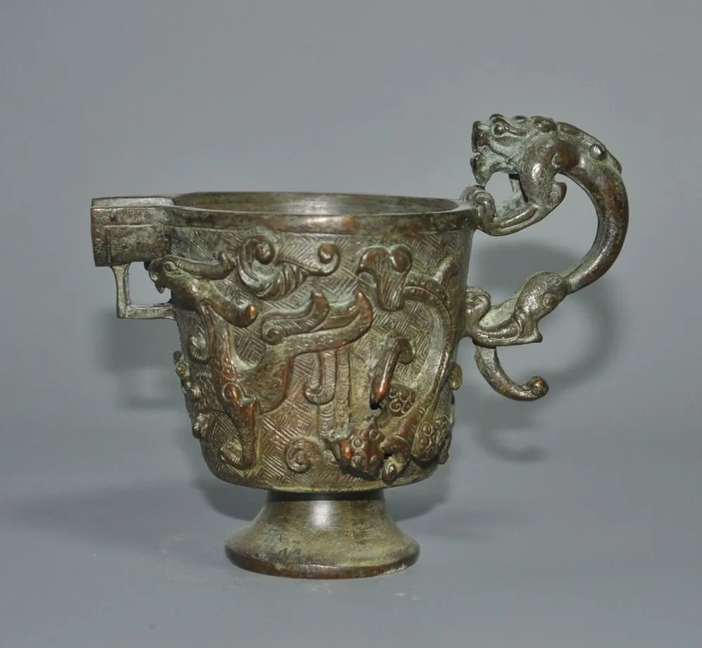 4-Inch Collection Old China Dynasty Bronze Fortune Bird Pixar Beast Goblet Wine Glass - Brass animal sculpture
4-Inch Collection Old China Dynasty Bronze Fortune Bird Pixar Beast Goblet Wine Glass - Brass animal sculpture