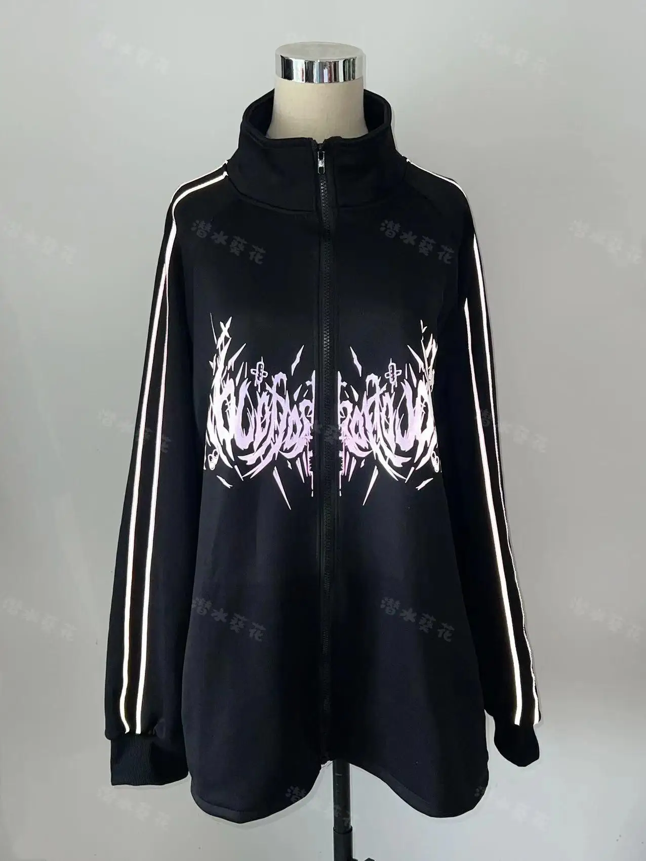 Subculture Dark Goth Style Black Hoodie Coat Women Autumn Print Long Sleeve Two Dimensional Cartoon Loose Sweatshirt Jacket Tops
Subculture Dark Goth Style Black Hoodie Coat Women Autumn Print Long Sleeve Two Dimensional Cartoon Loose Sweatshirt Jacket Tops