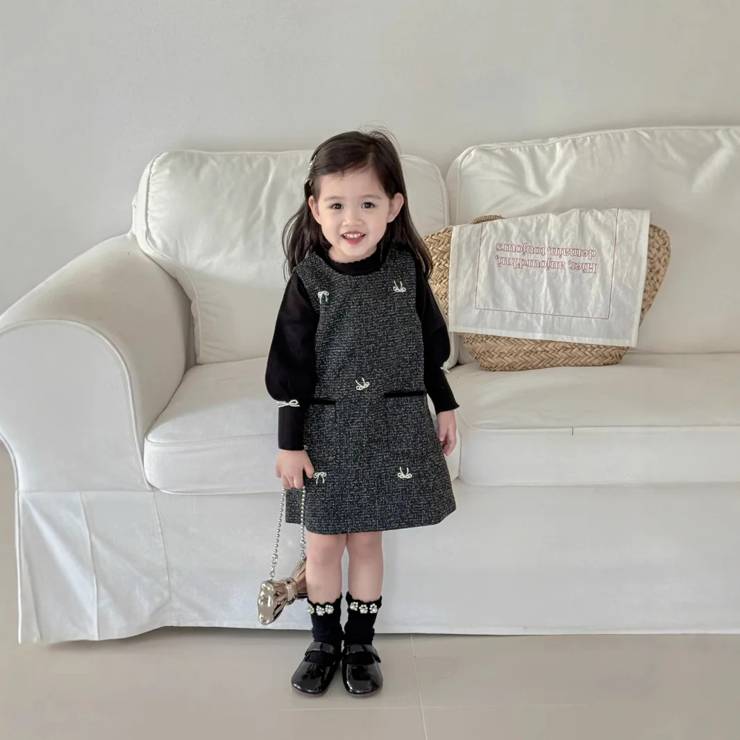 2025 Spring and Autumn Winter Small Fragrant Style Girls' Dress, Baby Girl Embroidered Bow Vest Skirt
2025 Spring and Autumn Winter Small Fragrant Style Girls' Dress, Baby Girl Embroidered Bow Vest Skirt