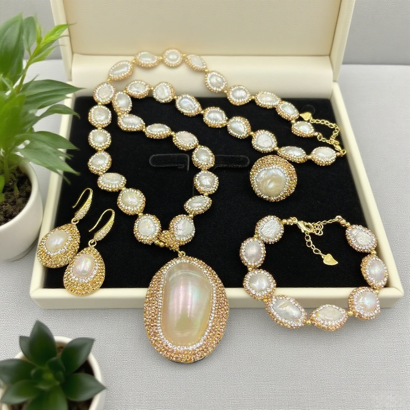 Натуральный жемчуг глубоководной ракушки с жемчугом в стиле барокко, бусины, ожерелье, кольцо, серьги, комплект ювелирных изделий, этнические высококачественные персонализированные украшения
Натуральный жемчуг глубоководной ракушки с жемчугом в стиле барокко, бусины, ожерелье, кольцо, серьги, комплект ювелирных изделий, этнические высококачественные персонализированные украшения