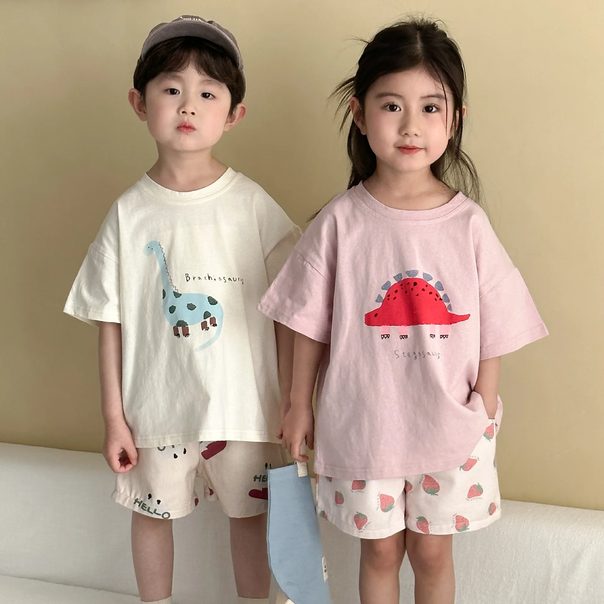2025 Summer New Boys Short Sleeve Cotton T Shirts Cartoon Print Children Tee Girls Simple Casual Tops Kids Versatile Clothes
2025 Summer New Boys Short Sleeve Cotton T Shirts Cartoon Print Children Tee Girls Simple Casual Tops Kids Versatile Clothes