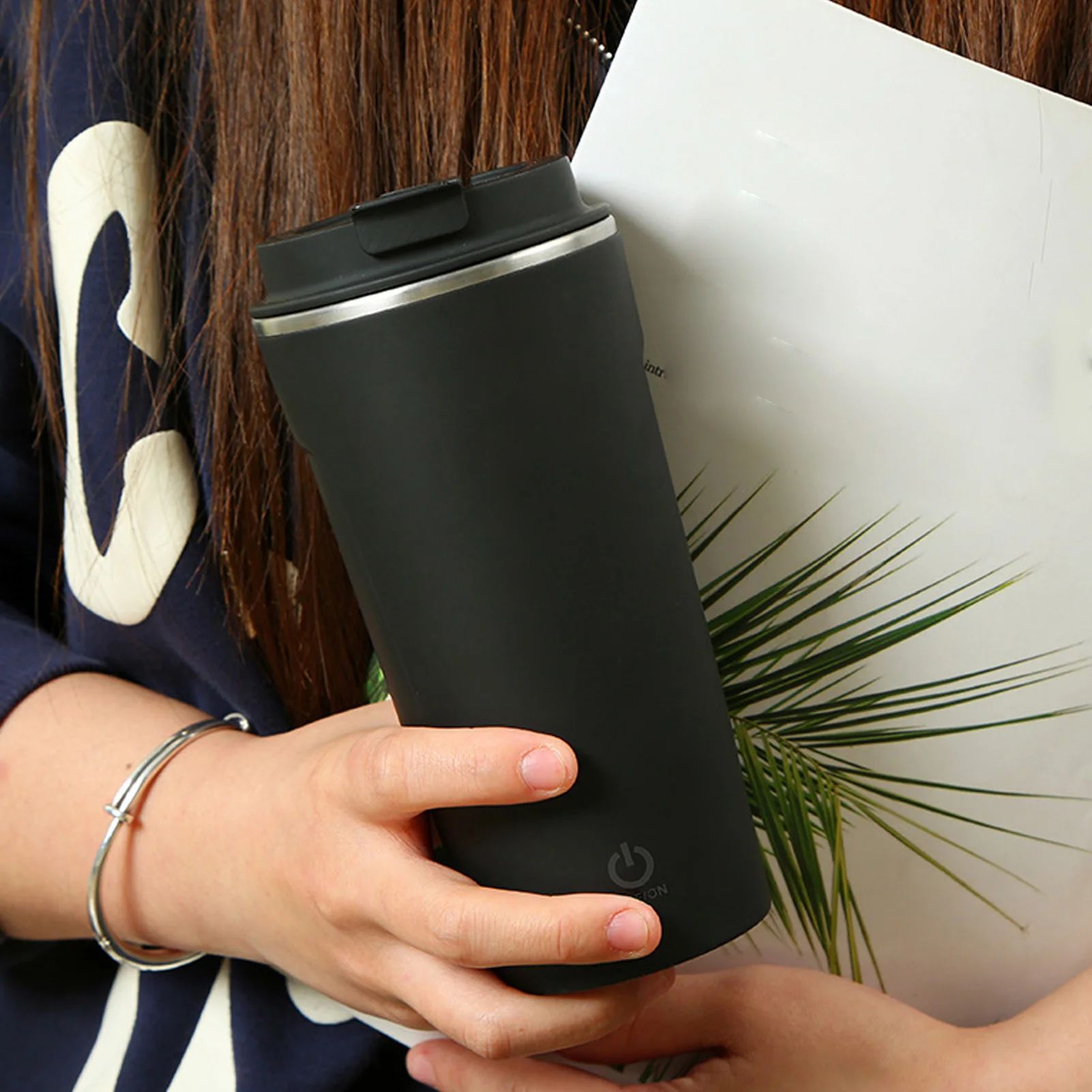 400 мл самоперемешивающаяся кофейная кружка из нержавеющей стали IP6 водостойкая перезаряжаемая портативная автоматическая чашка для смешивания для дома
400 мл самоперемешивающаяся кофейная кружка из нержавеющей стали IP6 водостойкая перезаряжаемая портативная автоматическая чашка для смешивания для дома