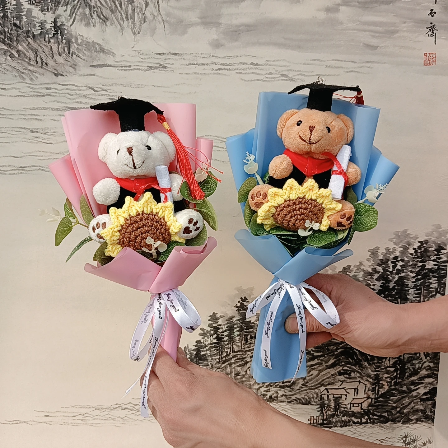 Маленький плюшевый букет с медвежонком-доктором и вязаным вручную подсолнухом, милый и забавный подарок для выпускников, мальчиков и девочек
Маленький плюшевый букет с медвежонком-доктором и вязаным вручную подсолнухом, милый и забавный подарок для выпускников, мальчиков и девочек