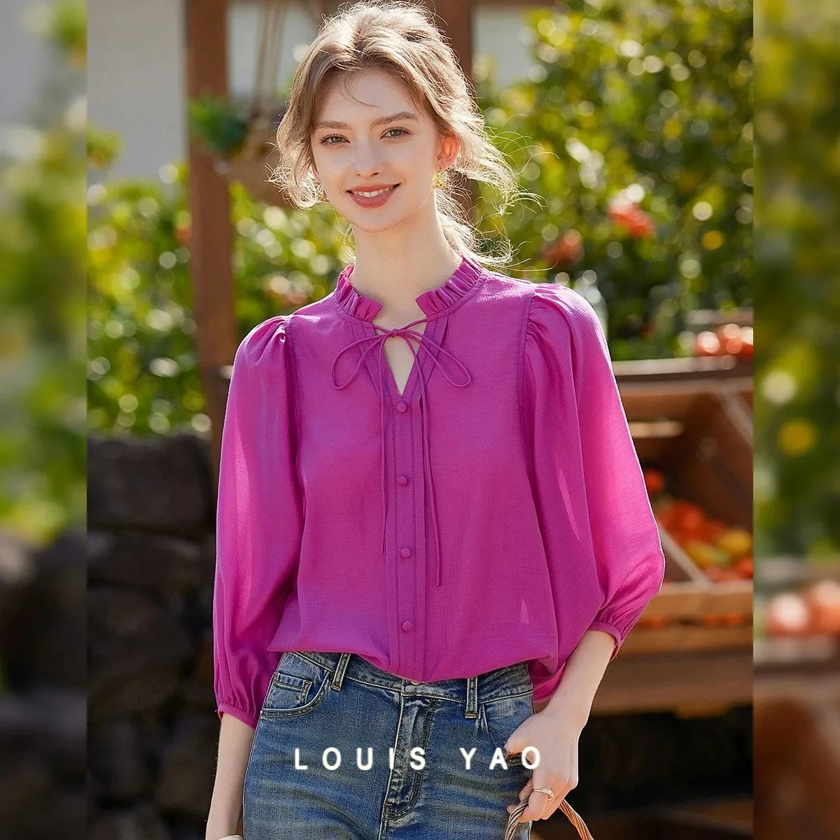 Wood Ear Edge Round Neck Tie Women's Shirt No Elastic Retro Solid Colour Bubble Sleeve Loose Shirt Female Clothing Spring 2025
Wood Ear Edge Round Neck Tie Women's Shirt No Elastic Retro Solid Colour Bubble Sleeve Loose Shirt Female Clothing Spring 2025