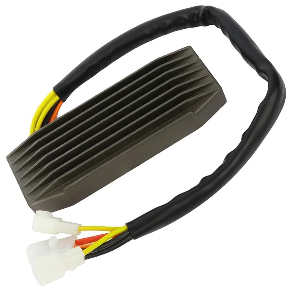 For Suzuki VS400 VS600GL VS700GL VS750GL VS800GL Intruder Voltage Regulator Rectifier Accessories 3280038A00 32800-38A00
For Suzuki VS400 VS600GL VS700GL VS750GL VS800GL Intruder Voltage Regulator Rectifier Accessories 3280038A00 32800-38A00