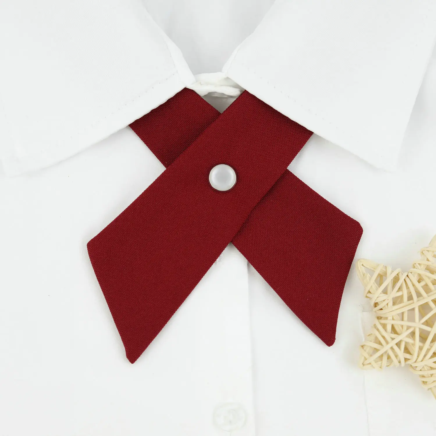 JK Uniform Cross Bowtie Decorative Shirt Women Removable Cross Bow Ties Sweater Polo Neck Sailor Suits Top Dress Accessories
JK Uniform Cross Bowtie Decorative Shirt Women Removable Cross Bow Ties Sweater Polo Neck Sailor Suits Top Dress Accessories