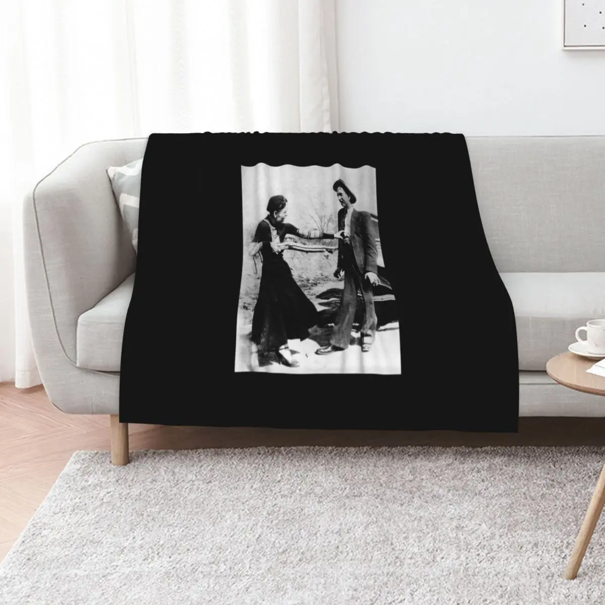 Bonnie & Clyde With Rifle Throw Blanket Bed covers Stuffeds for winter Plush Blankets
Bonnie & Clyde With Rifle Throw Blanket Bed covers Stuffeds for winter Plush Blankets