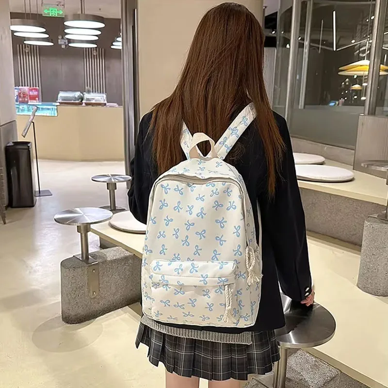 Women Floral Nylon Backpack 6 Colors Large Capacity Lightweight Travel School Bag for High School College Back to School Gift
Women Floral Nylon Backpack 6 Colors Large Capacity Lightweight Travel School Bag for High School College Back to School Gift