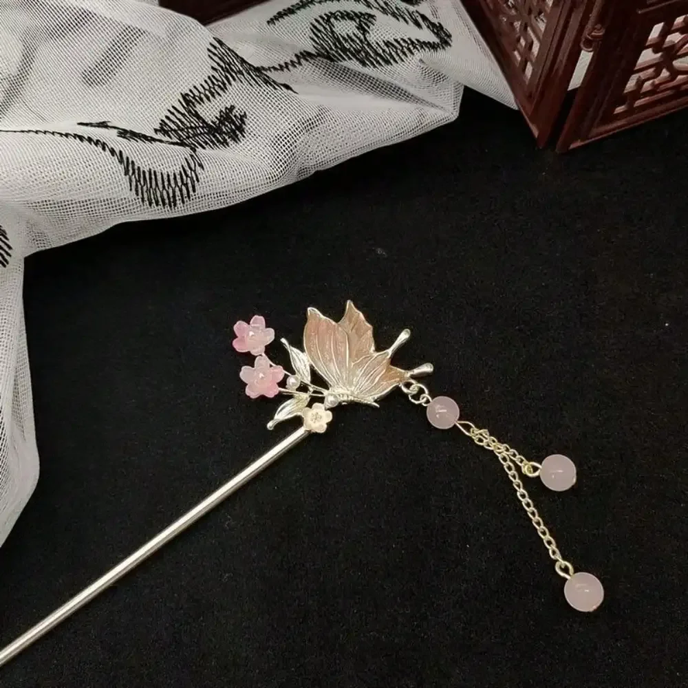 New Chinese Style National Fashion Butterfly Hairpin For Women, Ancient Style Pearl Tassel Shake Hair Ornament, Cheongsam And Hanfu Accessories
New Chinese Style National Fashion Butterfly Hairpin For Women, Ancient Style Pearl Tassel Shake Hair Ornament, Cheongsam And Hanfu Accessories