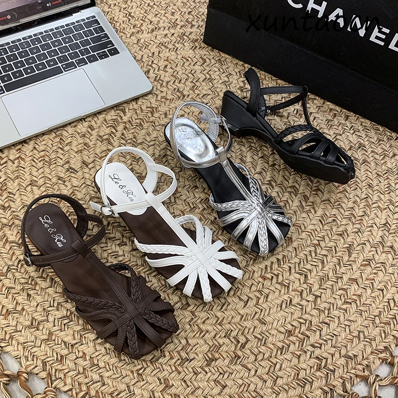 Elegant Simple Casual Comfortable Fairy Style Roman Sandals Breathable Low Cut Slip-On Women's Fashion Shoes for Summer
Elegant Simple Casual Comfortable Fairy Style Roman Sandals Breathable Low Cut Slip-On Women's Fashion Shoes for Summer
