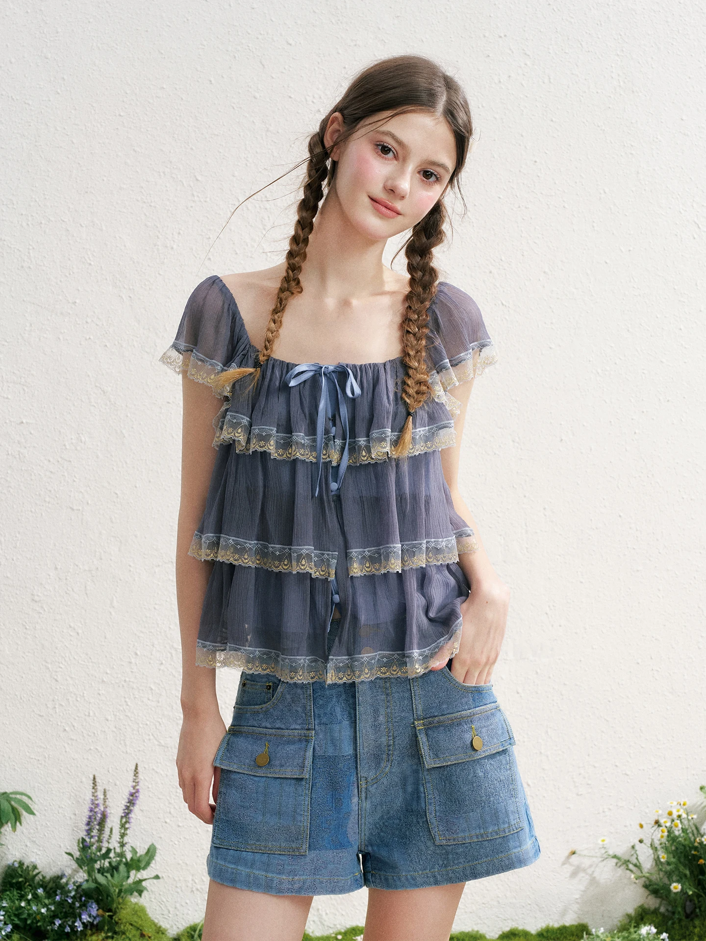 Romantic Layered Lace Crop Top Women's Fashion Summer 2026 Knot Loose Fit Polyester Short Sleeve Style
Romantic Layered Lace Crop Top Women's Fashion Summer 2026 Knot Loose Fit Polyester Short Sleeve Style