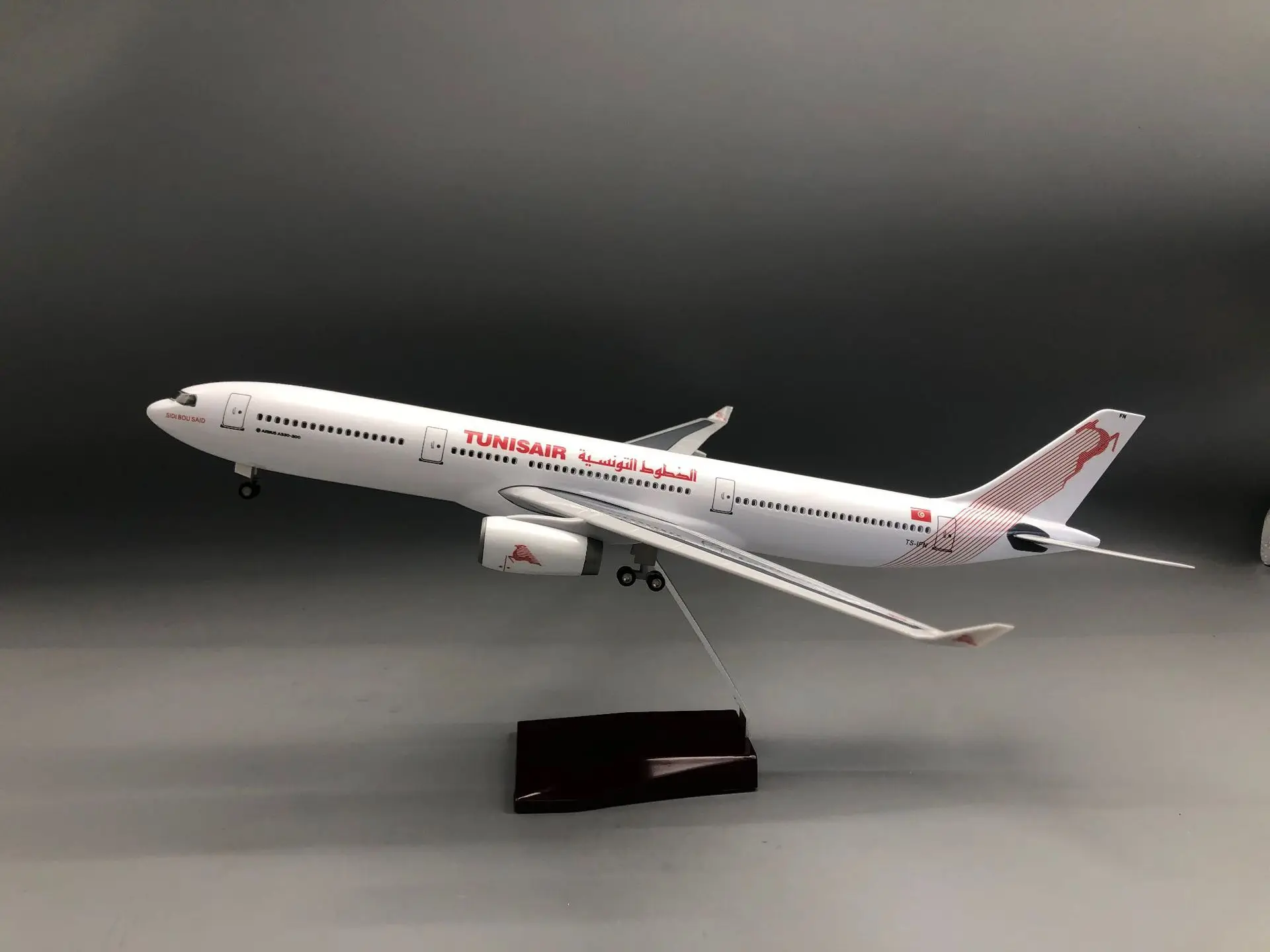 47CM aircraft models Tunis Air A330 Airlines airplanes decoration Model kit for adults fun With Lights And Wheels Collected Gift
47CM aircraft models Tunis Air A330 Airlines airplanes decoration Model kit for adults fun With Lights And Wheels Collected Gift