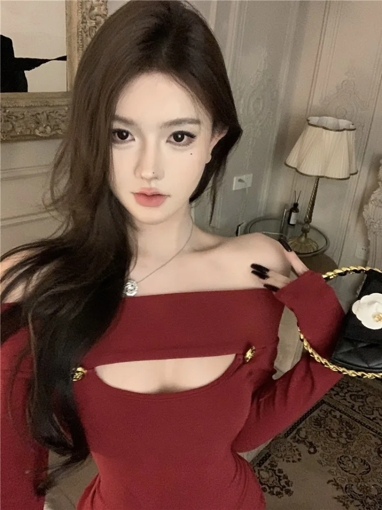 Sexy Hollow out One Shoulder Long Sleeve T-Shirt Women's Sweet And Spicy Design Slimming Pure Desire Bodycon Korean Style Top
Sexy Hollow out One Shoulder Long Sleeve T-Shirt Women's Sweet And Spicy Design Slimming Pure Desire Bodycon Korean Style Top
