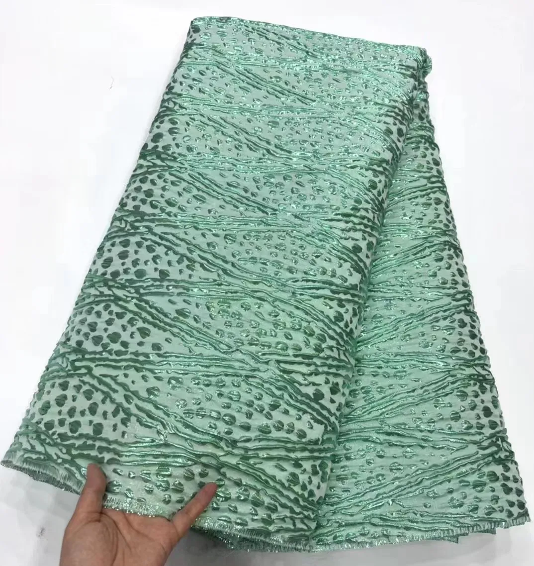 2024 Latest Jacquard Lace Fabric Unique Luxury African Gilding Lace Fabric Brocade Bridal Material For Nigerian Wedding Party
2024 Latest Jacquard Lace Fabric Unique Luxury African Gilding Lace Fabric Brocade Bridal Material For Nigerian Wedding Party