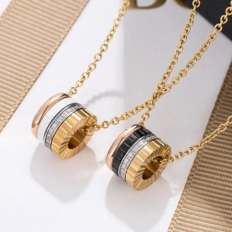 SFE High-quality 925 sterling silver rotary gear pendant women's necklace party fashion luxury brand luxury jewelry
SFE High-quality 925 sterling silver rotary gear pendant women's necklace party fashion luxury brand luxury jewelry