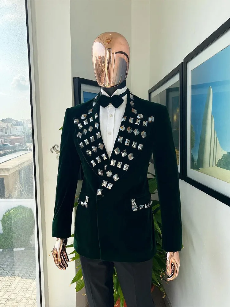Velvet New Men Suit Tailor-Made 2 Pieces Green Blazer Black Pants One Button Diamonds Modern Fashion Wedding Groom Prom Tailored
Velvet New Men Suit Tailor-Made 2 Pieces Green Blazer Black Pants One Button Diamonds Modern Fashion Wedding Groom Prom Tailored