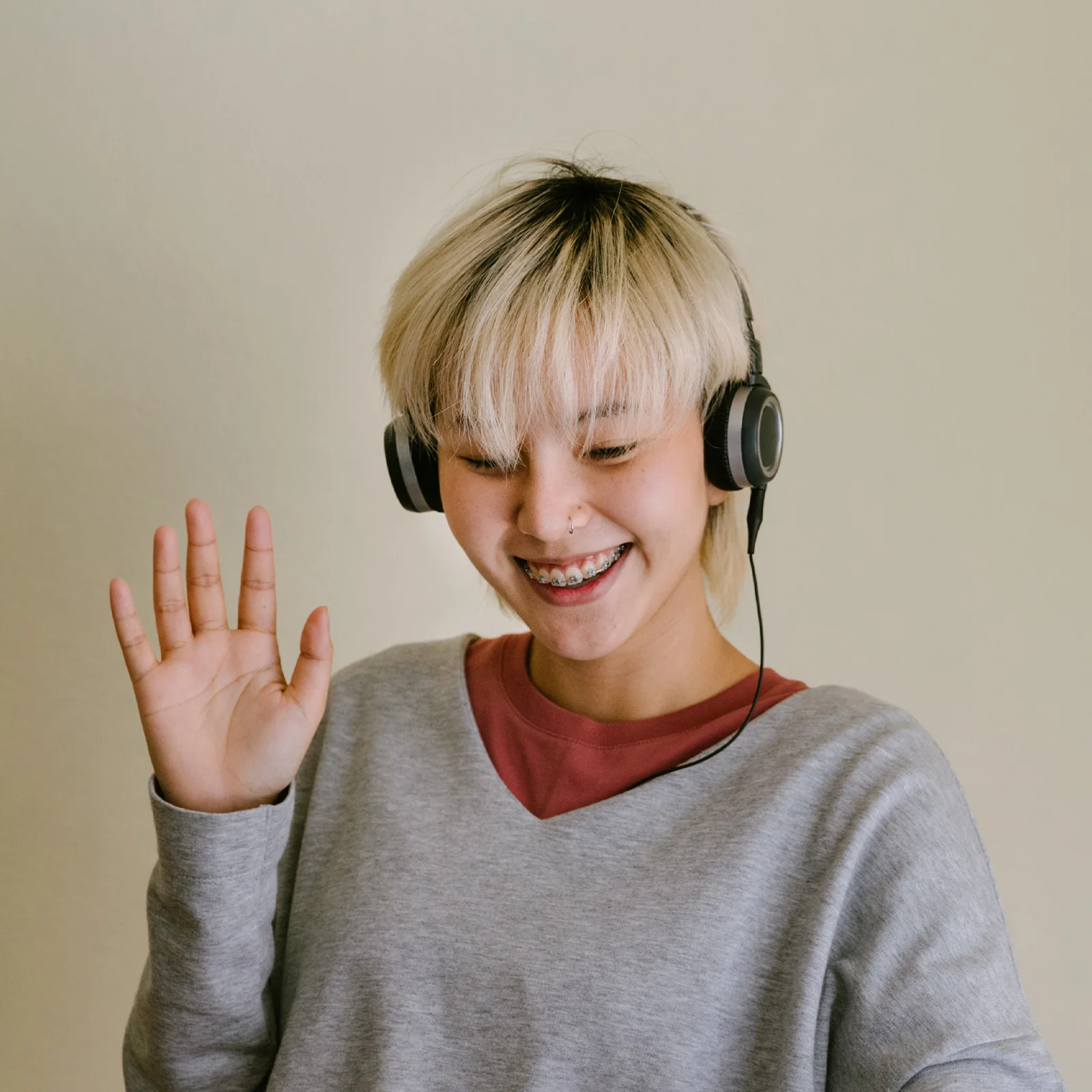 1 Set Black Velour Memory Foam Ear Pads 110*85Mm Soundproof Replacement For Hd515 Hd518 Hd555 Hd558 Hd595 Headphones Ear
1 Set Black Velour Memory Foam Ear Pads 110*85Mm Soundproof Replacement For Hd515 Hd518 Hd555 Hd558 Hd595 Headphones Ear