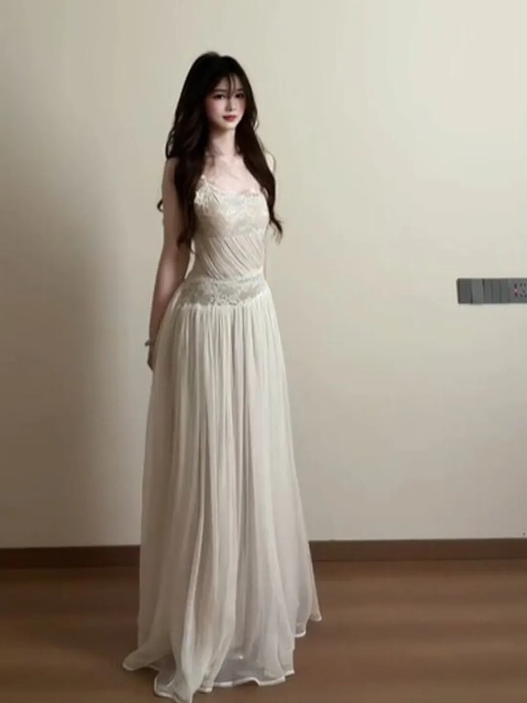 Elegant Lace Waist-Cinching Slimming Strap Fairy Dress Design Summer 2026 Soft Style High Waist Cotton Blend Slim Fit Dress
Elegant Lace Waist-Cinching Slimming Strap Fairy Dress Design Summer 2026 Soft Style High Waist Cotton Blend Slim Fit Dress