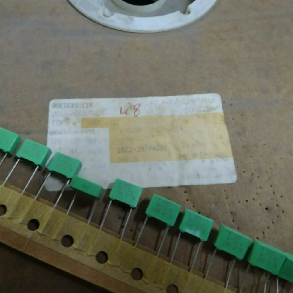 20PCS MKT1822 0.0047uf/400V 4.7nf 4700pf New 7mm Film Capacitor
20PCS MKT1822 0.0047uf/400V 4.7nf 4700pf New 7mm Film Capacitor