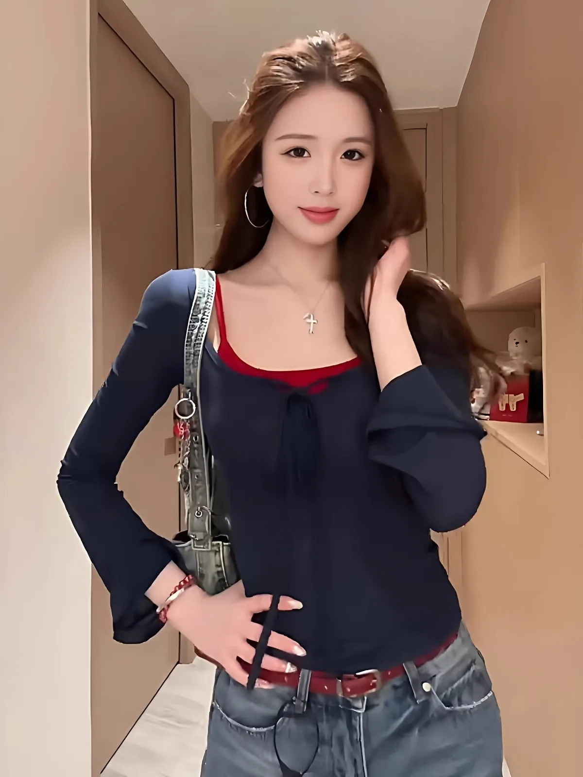 plus Size Long Sleeve T-Shirt Set Women's Spring Fashion Bell Sleeve Design Color Block Strap Two Piece Set Commute Style Cas...
plus Size Long Sleeve T-Shirt Set Women's Spring Fashion Bell Sleeve Design Color Block Strap Two Piece Set Commute Style Cas...