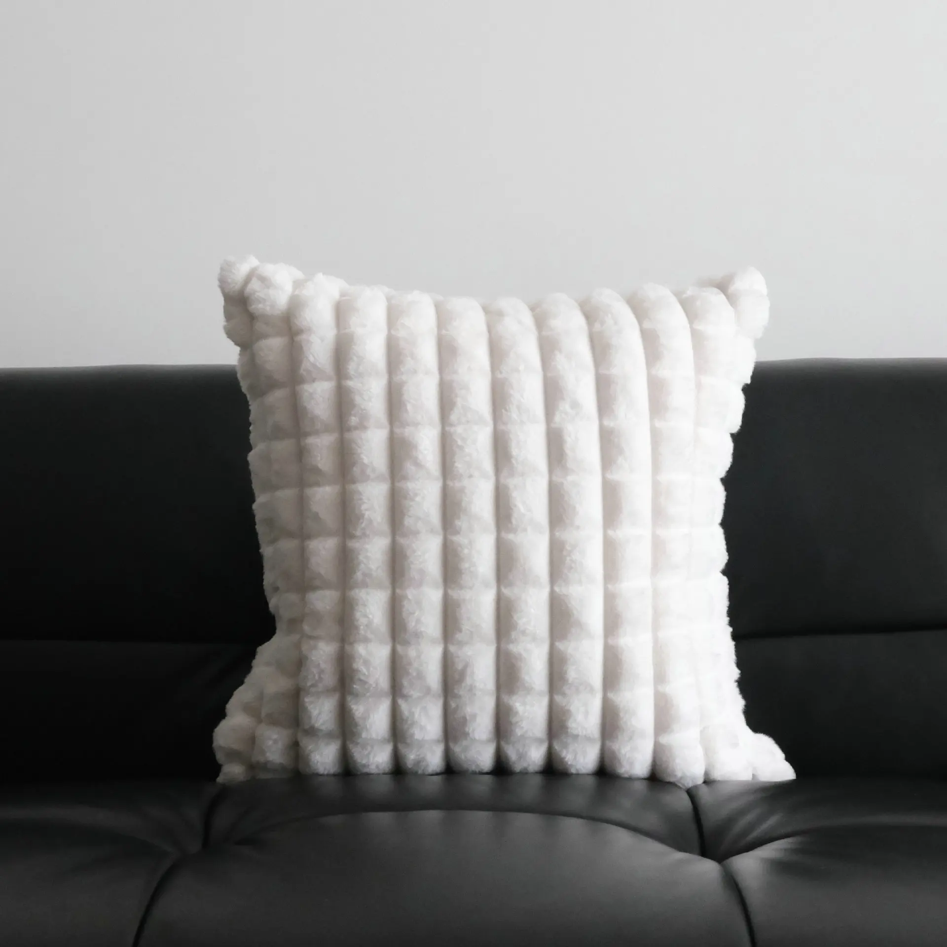 Cushion Cover Pillowcase 45x45cm For Living Room Sofa Bedroom Plush Decorative Home White Plaid Super Soft Pillowcase Pillowcase
Cushion Cover Pillowcase 45x45cm For Living Room Sofa Bedroom Plush Decorative Home White Plaid Super Soft Pillowcase Pillowcase