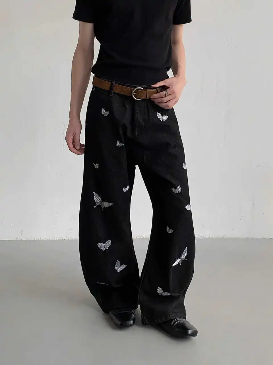 Черные женские джинсы с высокой талией, винтажный дизайн, прямые мешковатые джинсовые брюки в стиле хип-хоп, уличные широкие джинсовые брюки Y2K в американском стиле
Черные женские джинсы с высокой талией, винтажный дизайн, прямые мешковатые джинсовые брюки в стиле хип-хоп, уличные широкие джинсовые брюки Y2K в американском стиле