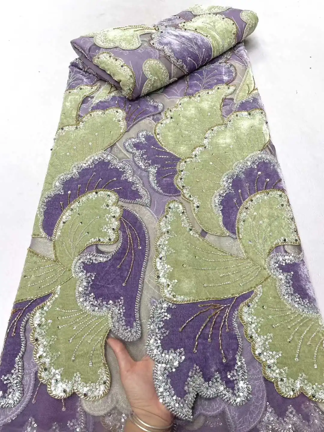 African Beaded Lace Fabric 2025 High-Quality Velvet Mesh Embroidered with French Sequins for Women's Evening Party Dresses
African Beaded Lace Fabric 2025 High-Quality Velvet Mesh Embroidered with French Sequins for Women's Evening Party Dresses