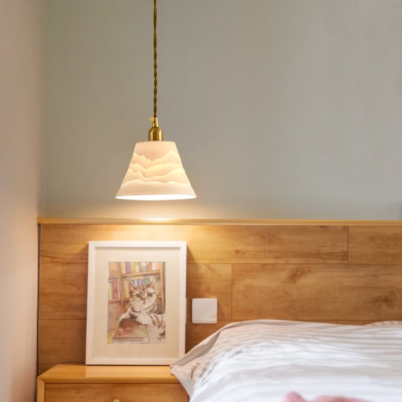 Chandelier bedside small chandelier bedroom brass ceramic Nordic Japanese wabi-**** cream ins Internet celebrity chandelier
Chandelier bedside small chandelier bedroom brass ceramic Nordic Japanese wabi-**** cream ins Internet celebrity chandelier