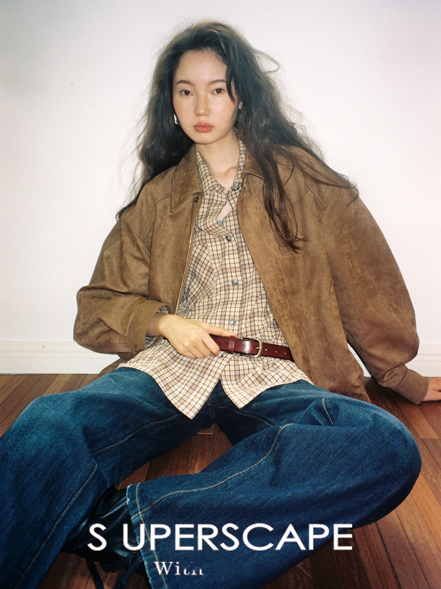 Sùbó Suede Velvet Foggy Surface Soft High-End Feel Retro Collar Silhouette Pleated Casual Jaet ort Outerwear for Women
Sùbó Suede Velvet Foggy Surface Soft High-End Feel Retro Collar Silhouette Pleated Casual Jaet ort Outerwear for Women