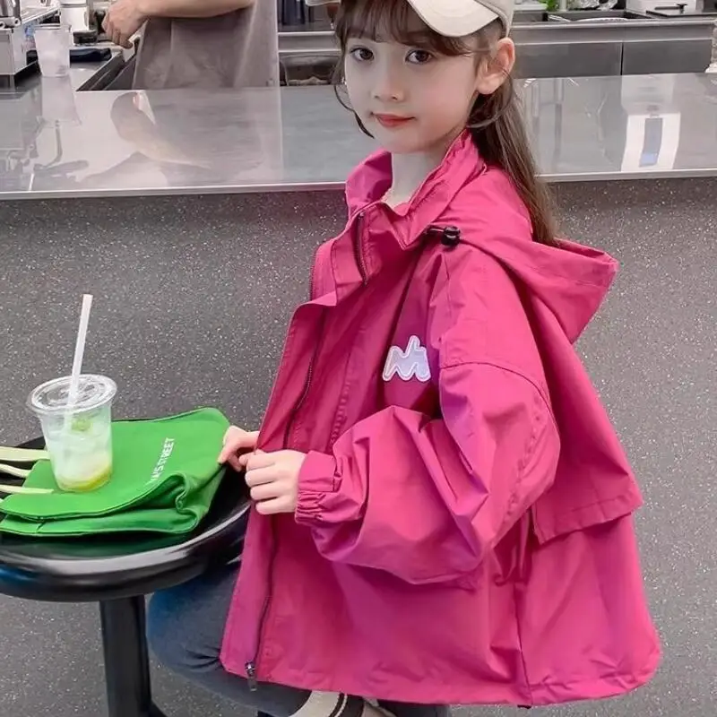 Kawaii модные уличные куртки для девочек, студенческие весенне-осенние повседневные куртки с воротником-стойкой на молнии и капюшоном, топы, детская одежда
Kawaii модные уличные куртки для девочек, студенческие весенне-осенние повседневные куртки с воротником-стойкой на молнии и капюшоном, топы, детская одежда