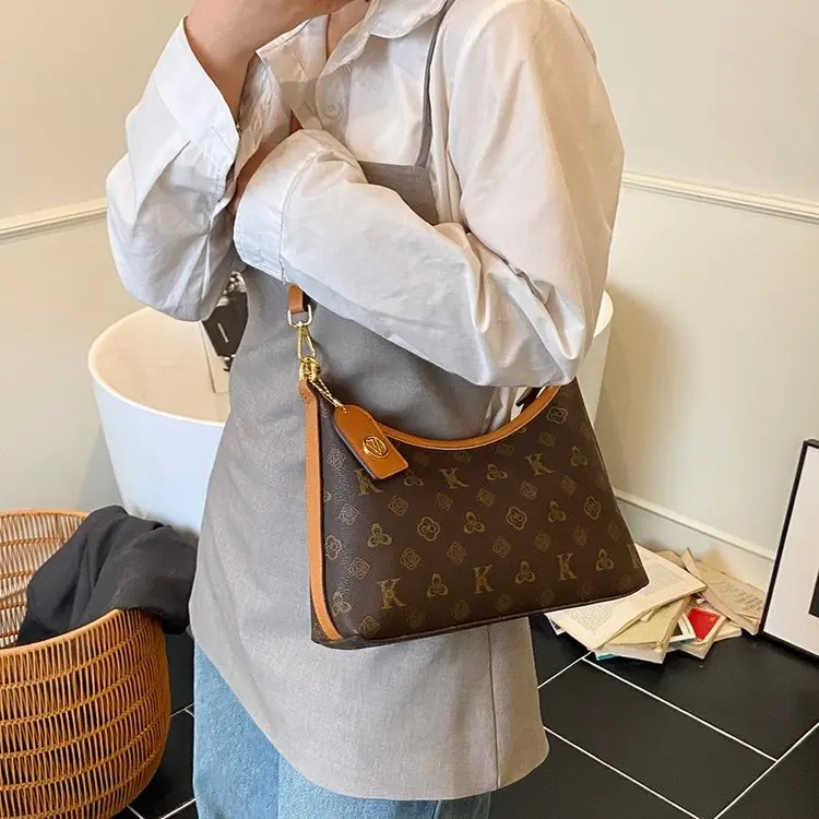 2025 Stylish Printed PU Leather Underarm Bag Large Capacity Crossbody Shoulder Messenger-Adjustable Strap for Daily,Work&Evening
2025 Stylish Printed PU Leather Underarm Bag Large Capacity Crossbody Shoulder Messenger-Adjustable Strap for Daily,Work&Evening