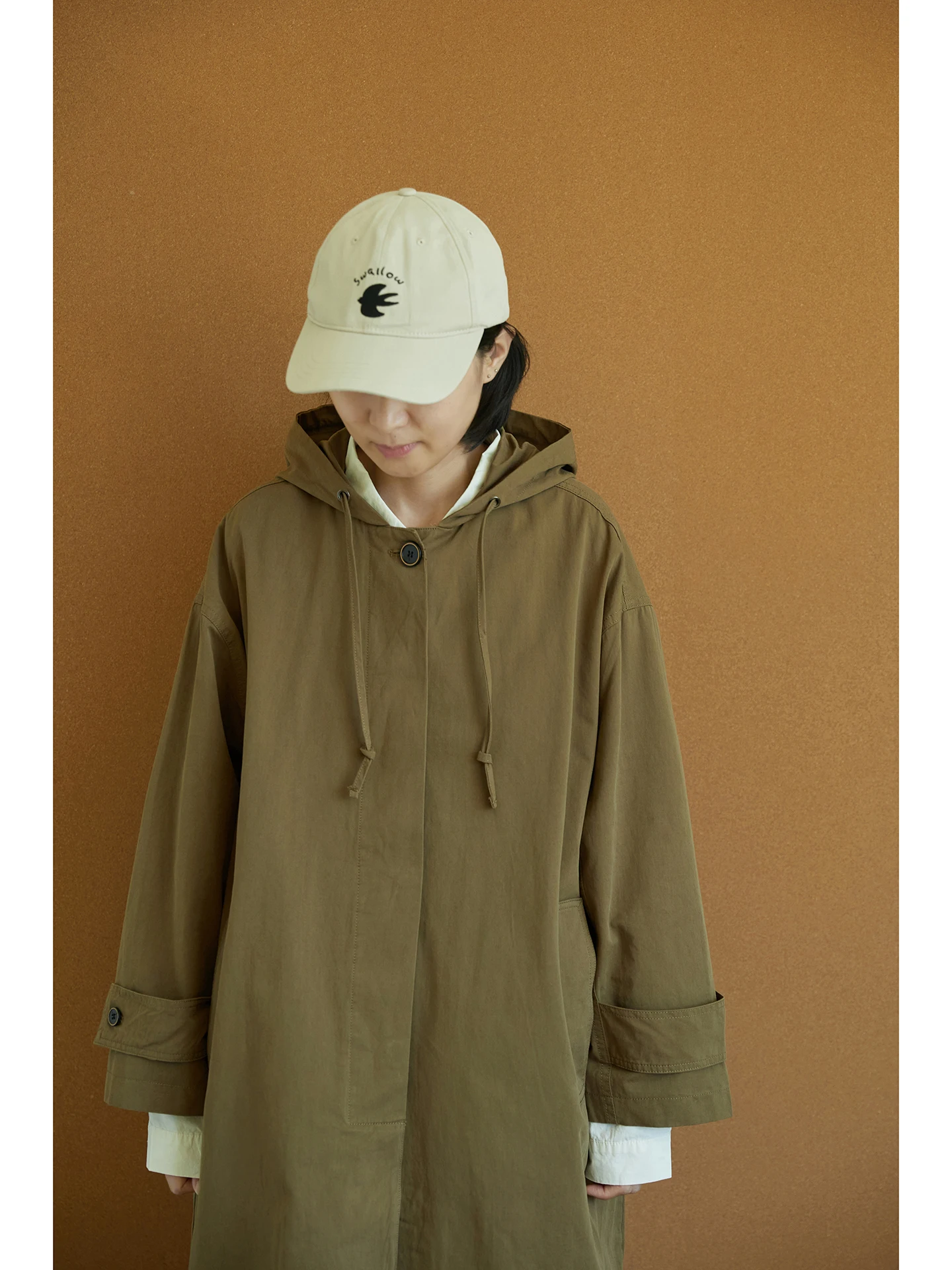 Loose Women's Jaet Autumn New Sle Japanese Sweet Sle Workwear Feel Coat Hooded Design Windbreaker Cotton Long Sve
Loose Women's Jaet Autumn New Sle Japanese Sweet Sle Workwear Feel Coat Hooded Design Windbreaker Cotton Long Sve