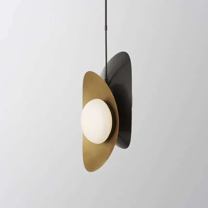 Nordic minimalist creative living room chandelier minimalist personality bedroom bedside design study small chandelier
Nordic minimalist creative living room chandelier minimalist personality bedroom bedside design study small chandelier