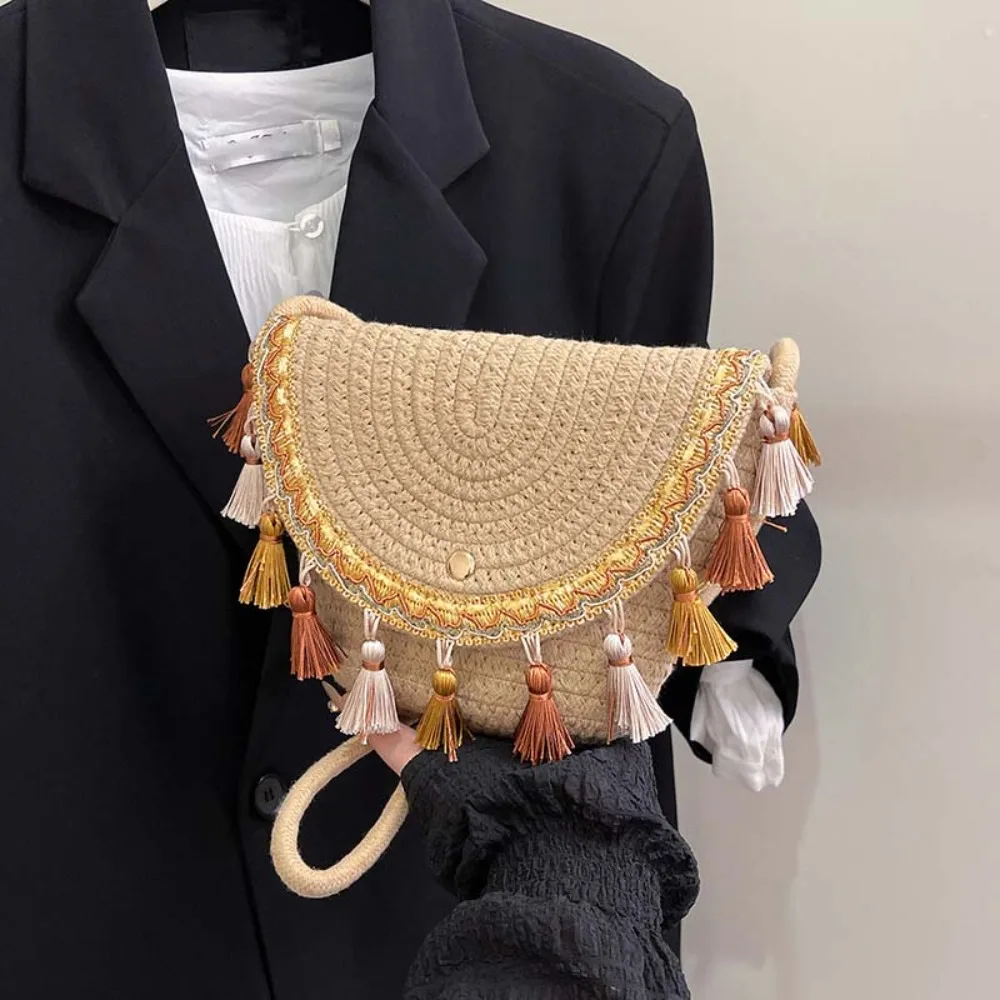 Magnetic Button Straw Tassel Crossbody Bag Retro Breathable Ethnic Style Woven Bag Large Capacity Polyester
Magnetic Button Straw Tassel Crossbody Bag Retro Breathable Ethnic Style Woven Bag Large Capacity Polyester