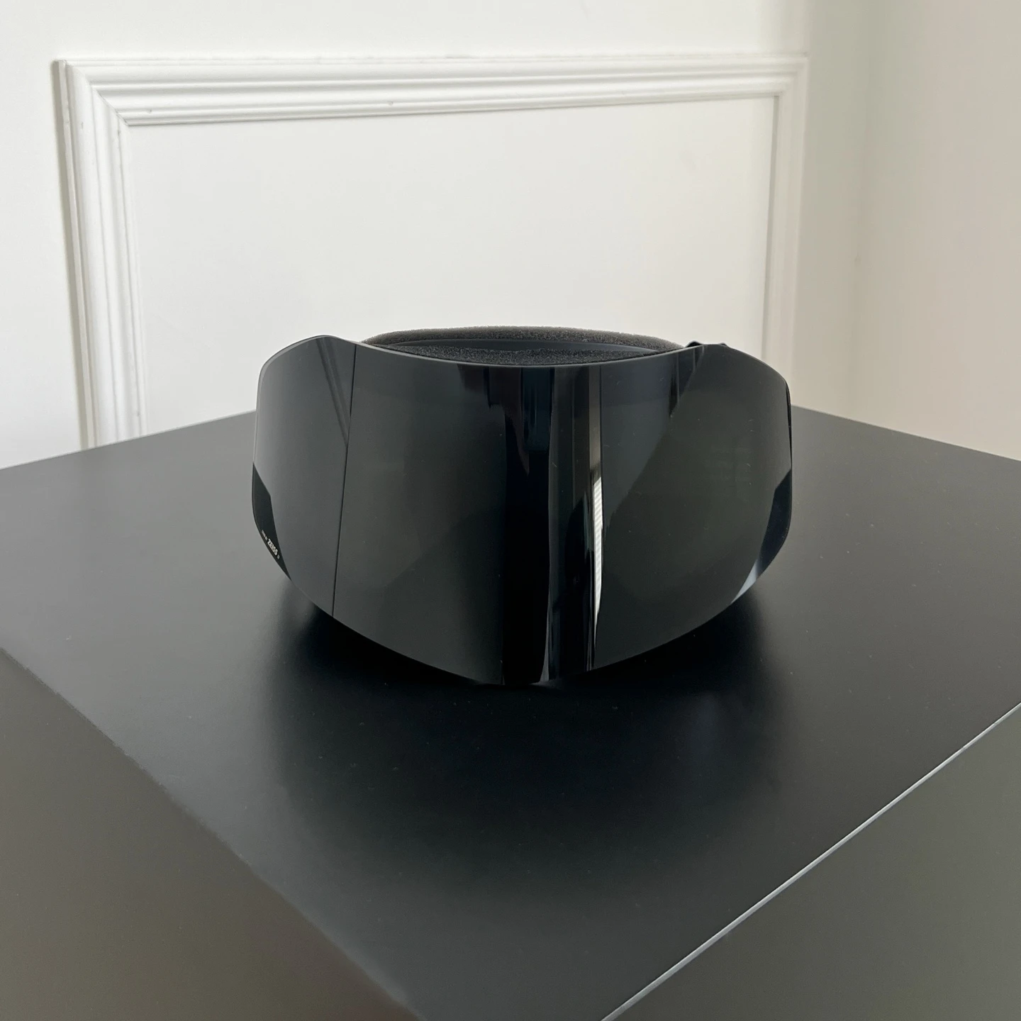 Новые модные роскошные лыжные очки для катания на лыжах, противотуманные, ветрозащитные и УФ-защитные, Лижные маски, очки из черного инъекционного нейлона
Новые модные роскошные лыжные очки для катания на лыжах, противотуманные, ветрозащитные и УФ-защитные, Лижные маски, очки из черного инъекционного нейлона