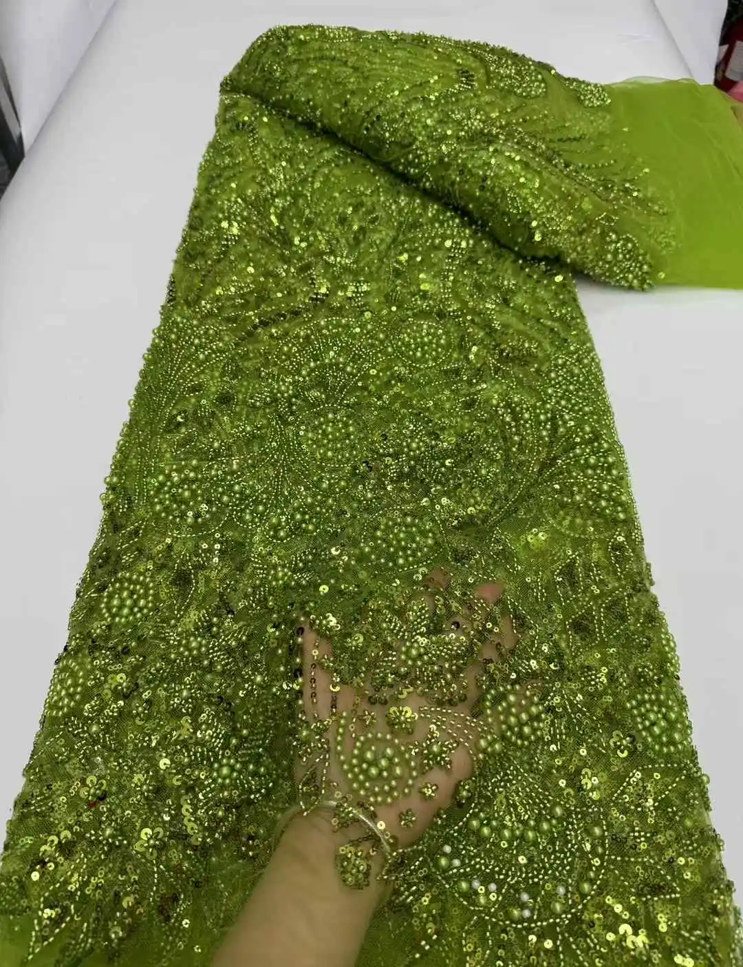2025 Green Latest Nigerian Lace Fabrics Fashion Women African Tull Lace Luxury Handmade Beads Sequins Fabric For Wedding 5 Yards
2025 Green Latest Nigerian Lace Fabrics Fashion Women African Tull Lace Luxury Handmade Beads Sequins Fabric For Wedding 5 Yards