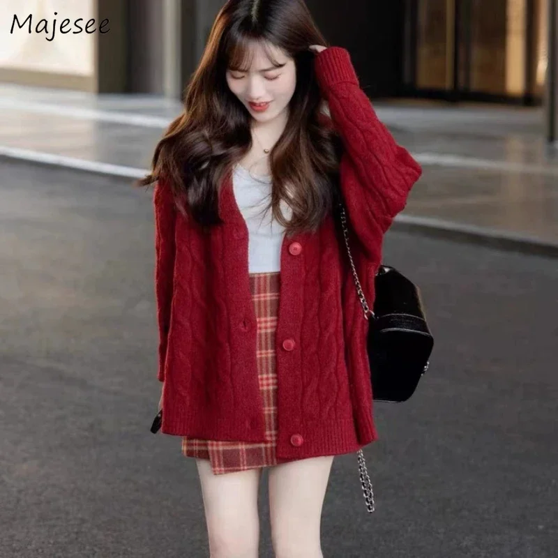 Red Cardigan Women V-neck Chic Trendy All-match Simple Daily Sweet Lazy Style Twist Korean Fashion Autumn Outwear Knitwear Cozy
Red Cardigan Women V-neck Chic Trendy All-match Simple Daily Sweet Lazy Style Twist Korean Fashion Autumn Outwear Knitwear Cozy