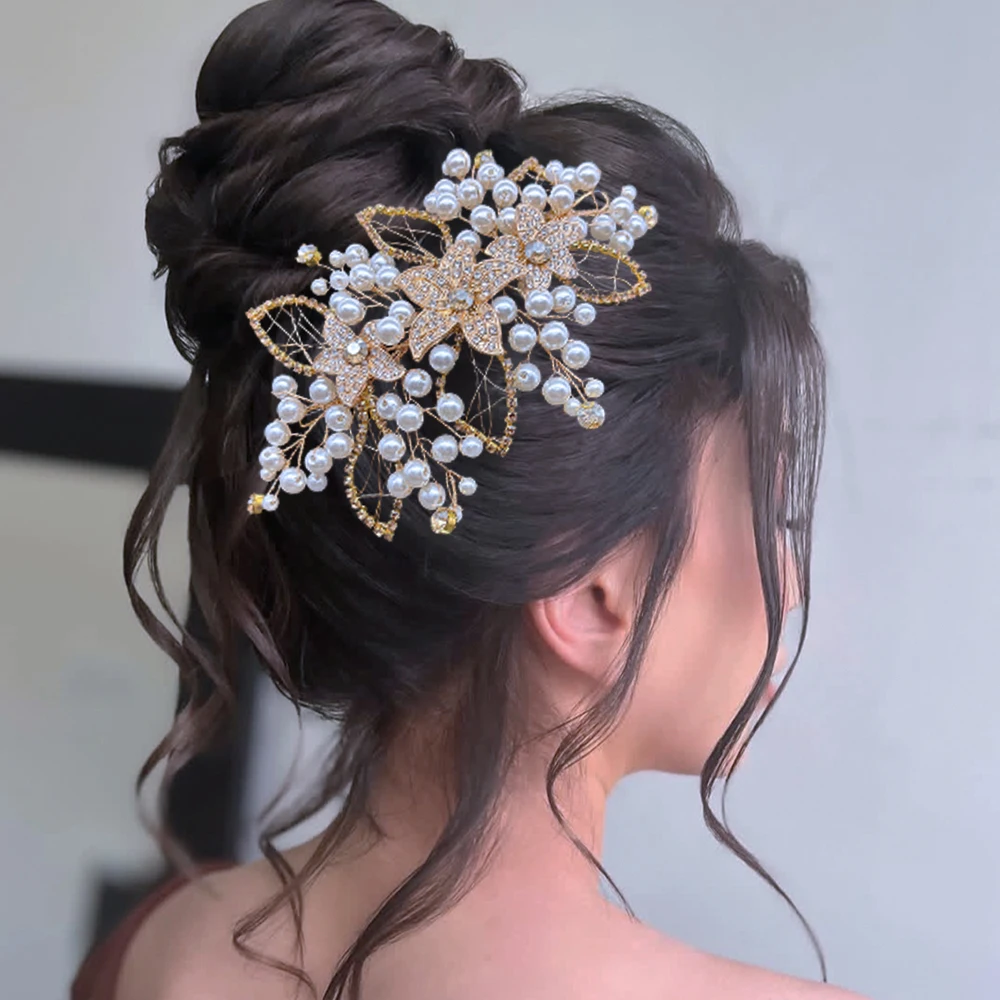 DZ295 A Dazzling And Luxurious Bridal Hair Accessory Featuring an Elegant Floral Design Bridal Headpiece for Wedding Halloween
DZ295 A Dazzling And Luxurious Bridal Hair Accessory Featuring an Elegant Floral Design Bridal Headpiece for Wedding Halloween